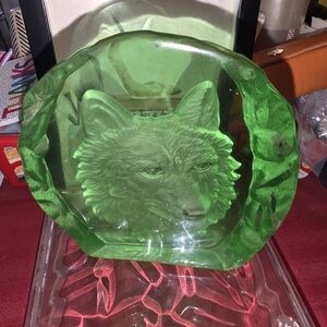 Green Glass Wolf Head Decorative Art Sculpture - Unbranded